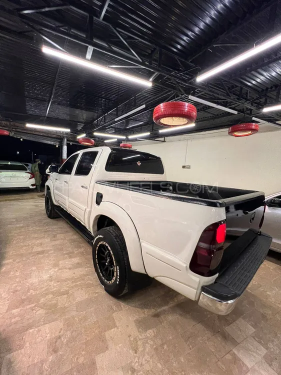 Toyota Hilux 2014 for Sale in Islamabad Toyota Hilux 2014 for Sale in Islamabad Image-3