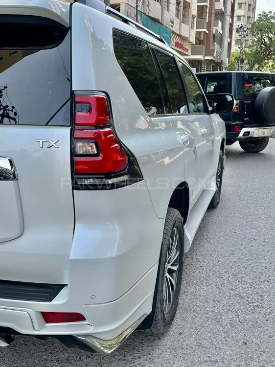 Toyota Prado 2018 for Sale in Karachi Toyota Prado 2018 for Sale in Karachi Image-18