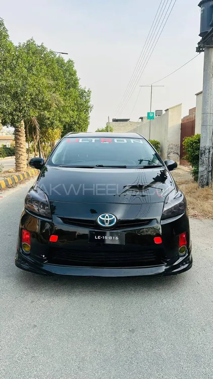 Toyota Prius 2011 for Sale in Arifwala Image-1