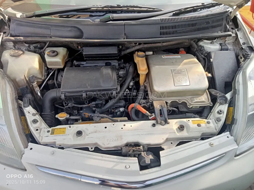 Toyota Prius 2008 for Sale in Lahore Toyota Prius 2008 for Sale in Lahore Image-9