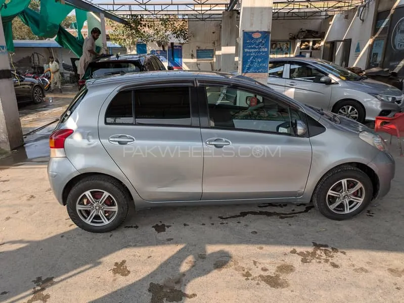 Toyota Vitz 2007 for Sale in Sargodha Image-1