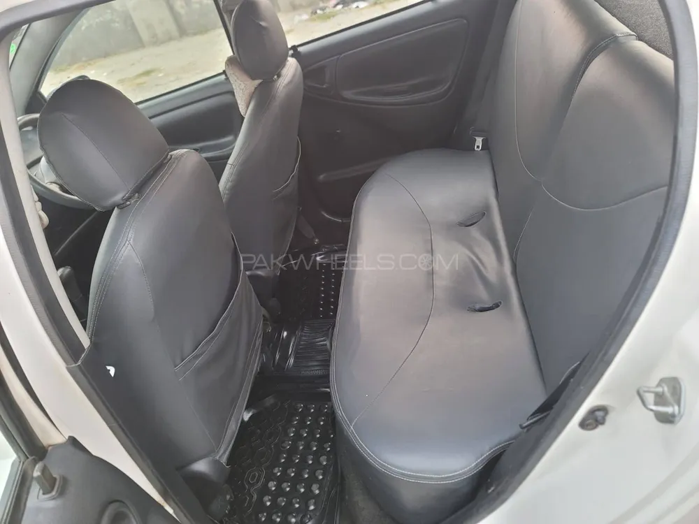 Toyota Vitz 2009 for Sale in Lahore Toyota Vitz 2009 for Sale in Lahore Image-6