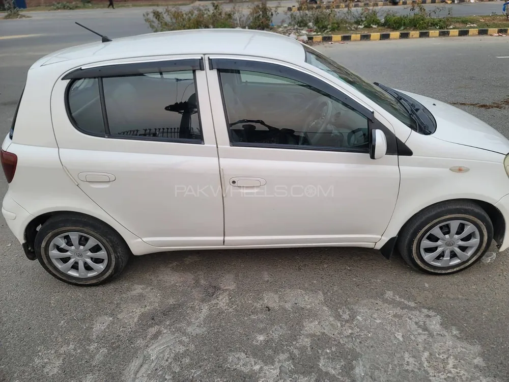 Toyota Vitz 2009 for Sale in Lahore Toyota Vitz 2009 for Sale in Lahore Image-17