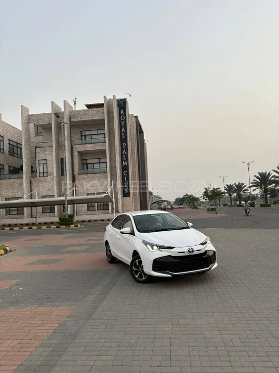 Toyota Yaris Sedan 2025 for Sale in Gujranwala Toyota Yaris Sedan 2025 for Sale in Gujranwala Image-5