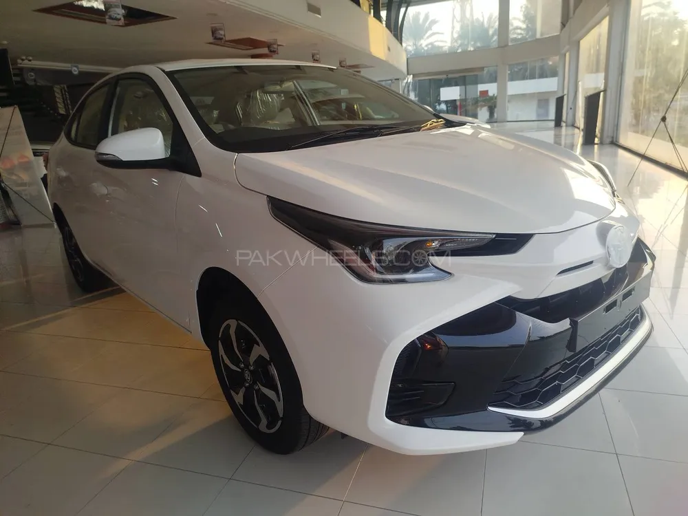 Toyota Yaris Sedan 2025 for Sale in Sialkot Image-1