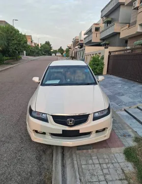 Honda Accord CL9 2003