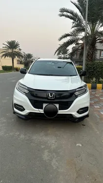 Honda Vezel Hybrid RS Honda Sensing  2018