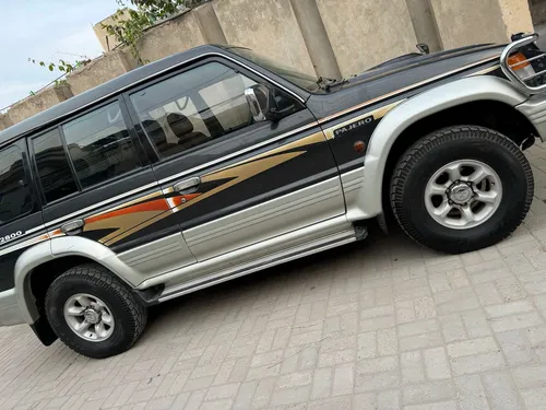 Mitsubishi Pajero Exceed 2.8D 1995