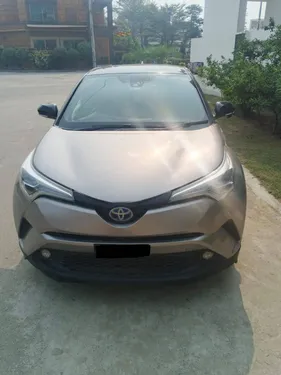 Toyota C-HR 2016