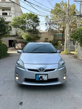 Toyota Prius S LED Edition 1.8 2011
