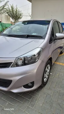 Toyota Vitz F 1.0 2015