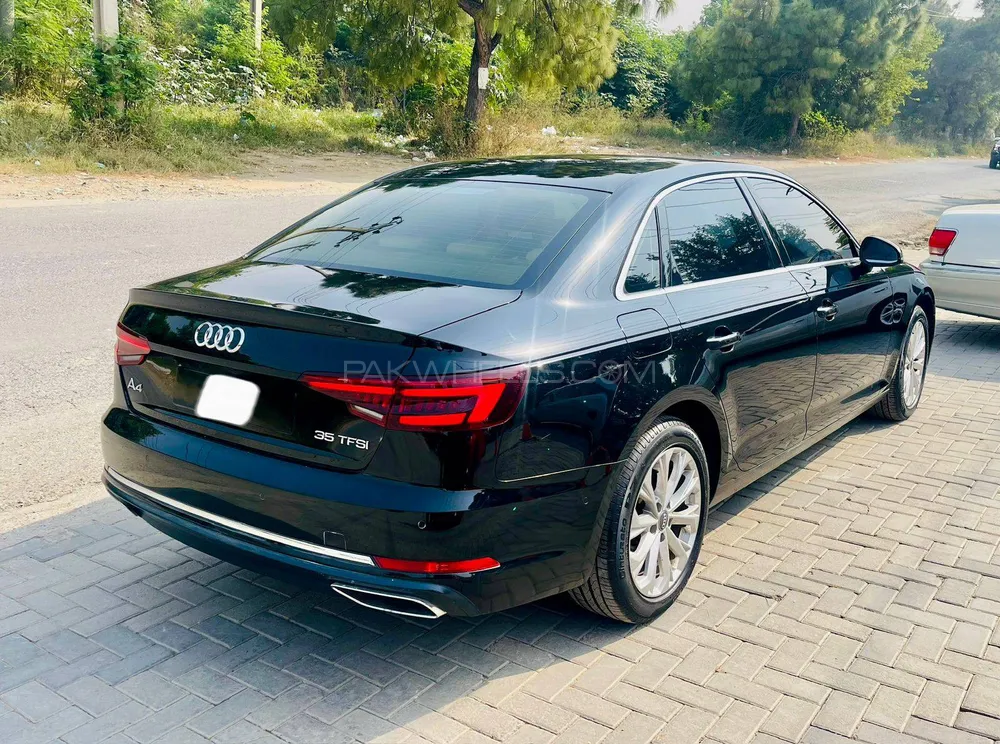 Audi A4 2019 for Sale in Islamabad Audi A4 2019 for Sale in Islamabad Image-8