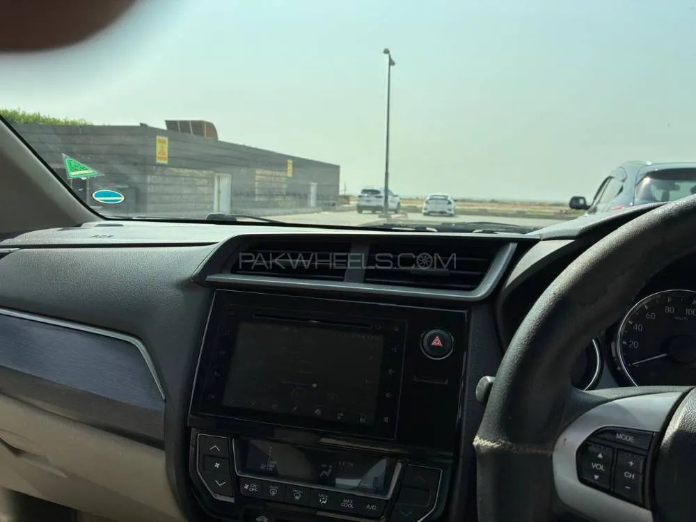 Honda BR-V 2021 for Sale in Karachi Honda BR-V 2021 for Sale in Karachi Image-4