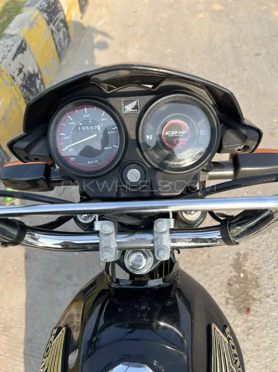 Honda CD 70 Dream 2025 for Sale Honda CD 70 Dream 2025 for Sale Image-4
