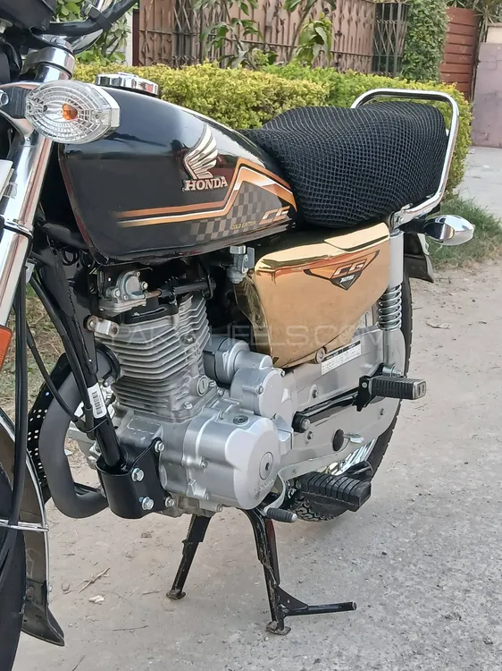 Honda CG 125 Special Edition 2024 for Sale Honda CG 125 Special Edition 2024 for Sale Image-5