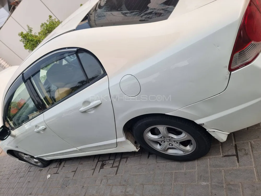 Honda Civic 2011 for Sale in Multan Honda Civic 2011 for Sale in Multan Image-6