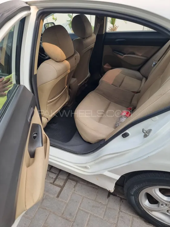 Honda Civic 2011 for Sale in Multan Honda Civic 2011 for Sale in Multan Image-13