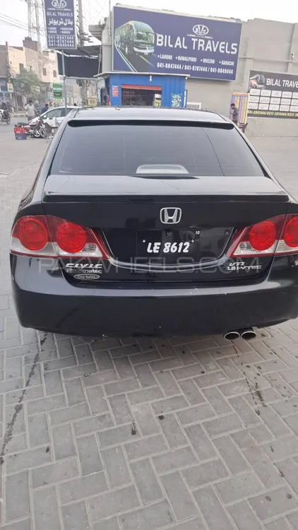 Honda Civic 2010 for Sale in Faisalabad Honda Civic 2010 for Sale in Faisalabad Image-4