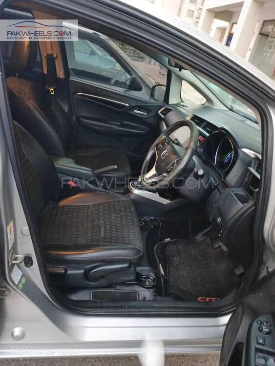 ہونڈا فٹ 2014 for Sale in کراچی ہونڈا فٹ 2014 for Sale in کراچی Image-10