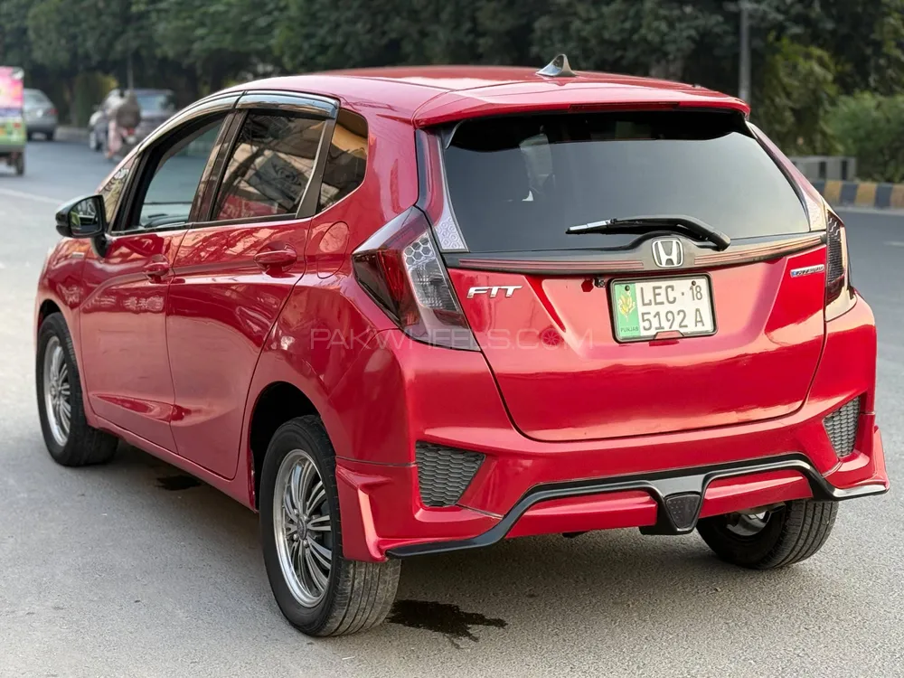Honda Fit 2014 for Sale in Lahore Honda Fit 2014 for Sale in Lahore Image-3