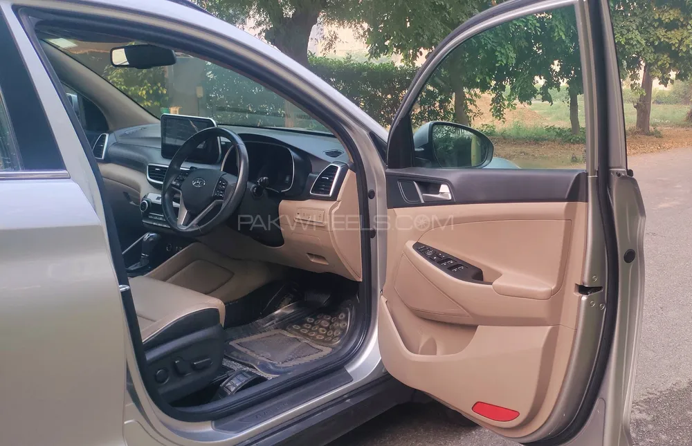 Hyundai Tucson 2022 for Sale in Lahore Hyundai Tucson 2022 for Sale in Lahore Image-10