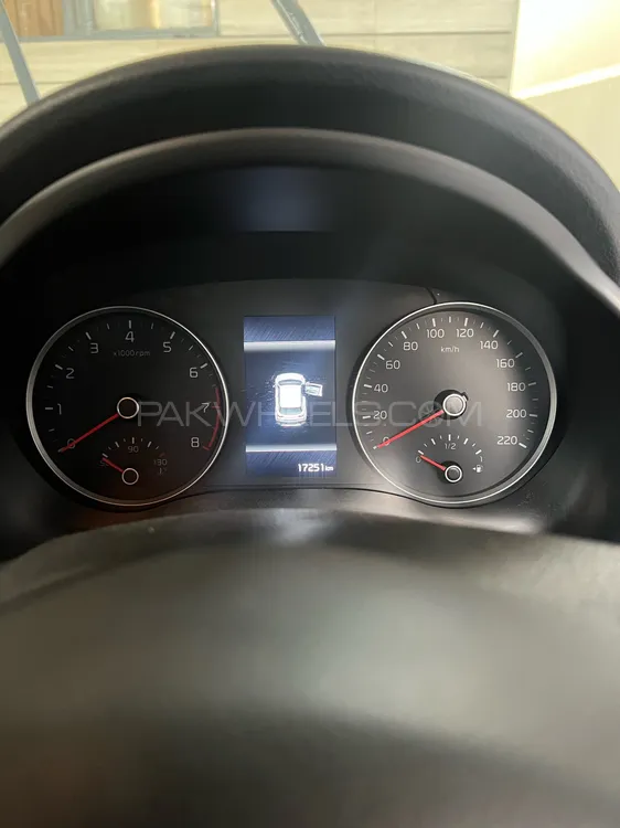 KIA Stonic 2021 for Sale in Lahore KIA Stonic 2021 for Sale in Lahore Image-7