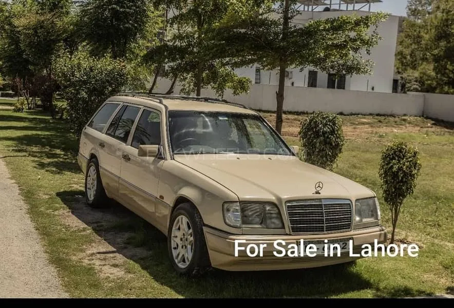 Mercedes Benz C Class 1988 for Sale in Lahore Image-1