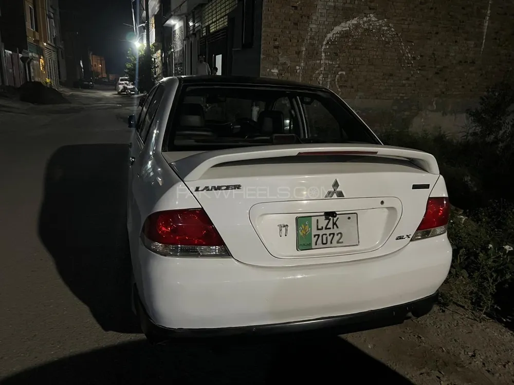 Mitsubishi Lancer 2004 for Sale in Peshawar Mitsubishi Lancer 2004 for Sale in Peshawar Image-3