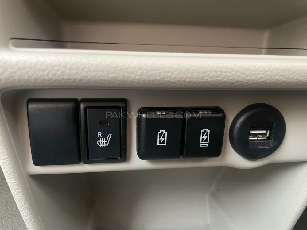 Suzuki Alto Lapin 2022 for Sale in Lahore Suzuki Alto Lapin 2022 for Sale in Lahore Image-9