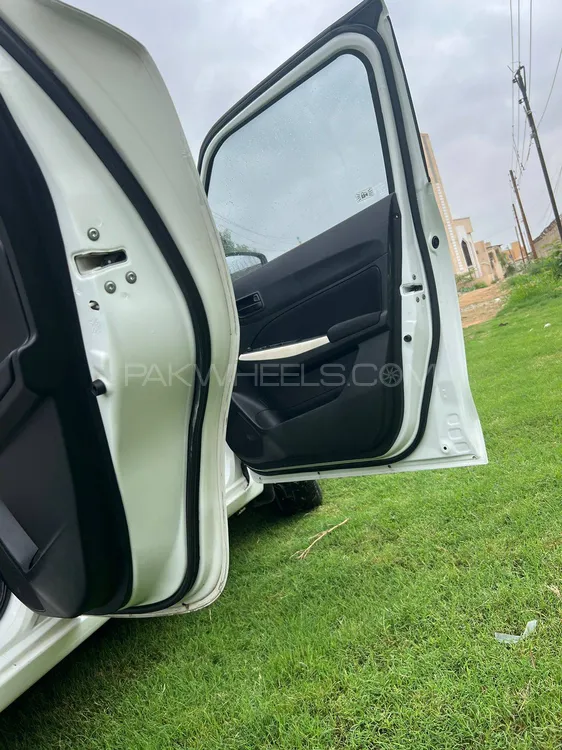 Suzuki Swift 2022 for Sale in Lahore Suzuki Swift 2022 for Sale in Lahore Image-5