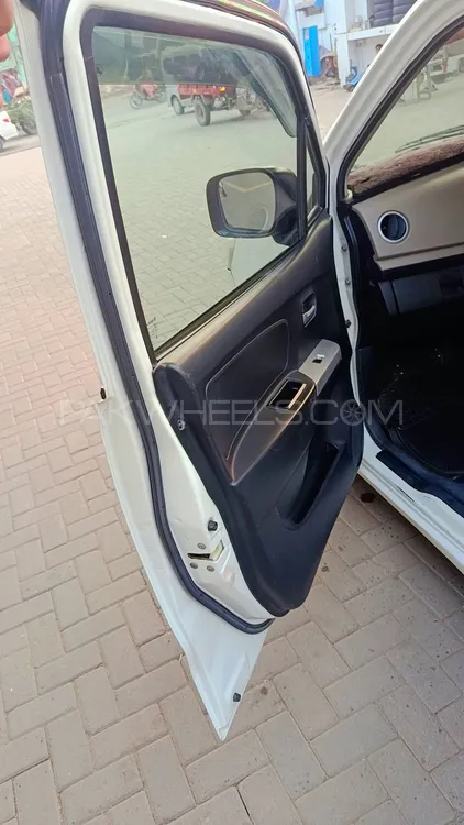 Suzuki Wagon R 2018 for Sale in Multan Suzuki Wagon R 2018 for Sale in Multan Image-18