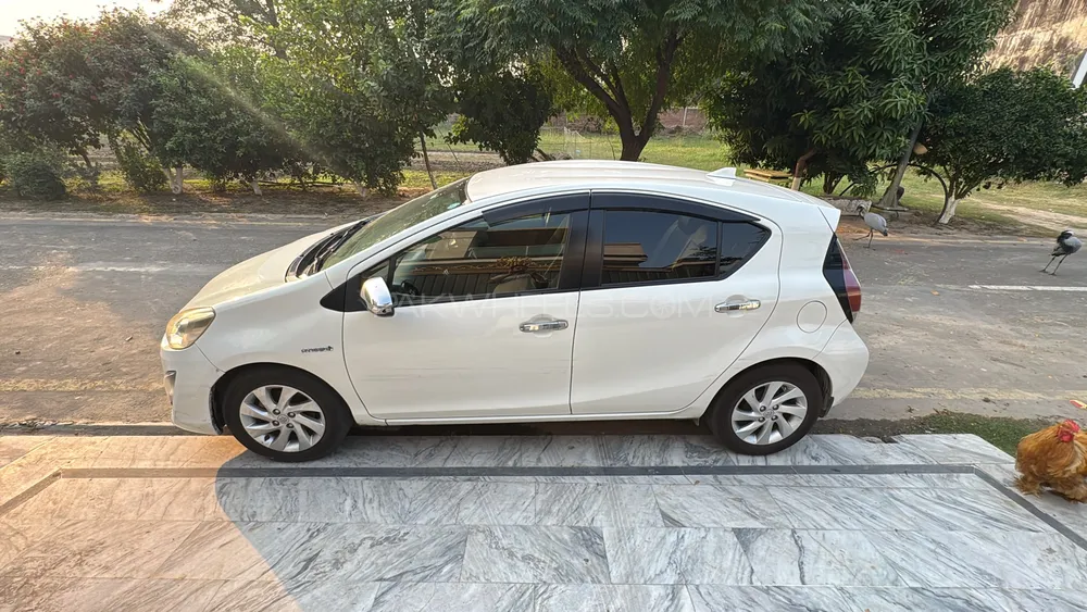 Toyota Aqua 2015 for Sale in Lahore Toyota Aqua 2015 for Sale in Lahore Image-3