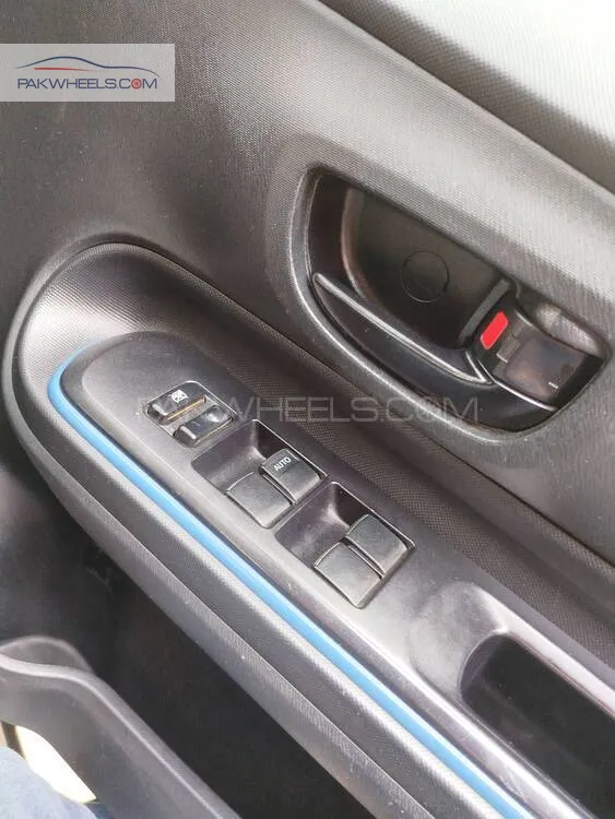 ٹویوٹا اکوا 2014 for Sale in لاہور ٹویوٹا اکوا 2014 for Sale in لاہور Image-12