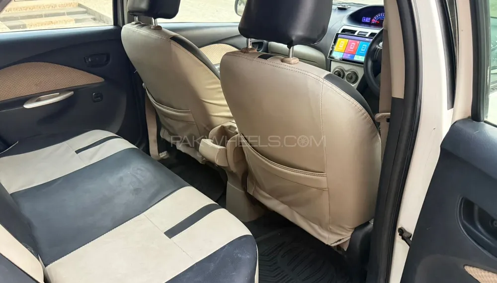 Toyota Belta 2006 for Sale in Karachi Toyota Belta 2006 for Sale in Karachi Image-9