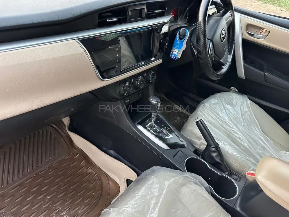 Toyota Corolla 2015 for Sale in Gujrat Toyota Corolla 2015 for Sale in Gujrat Image-10
