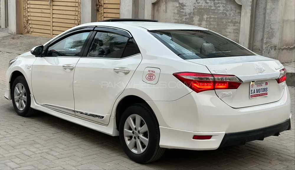 Toyota Corolla 2017 for Sale in Gujrat Toyota Corolla 2017 for Sale in Gujrat Image-8