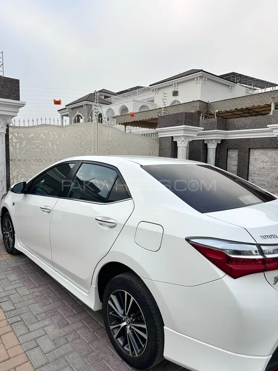 Toyota Corolla 2021 for Sale in Sargodha Toyota Corolla 2021 for Sale in Sargodha Image-3