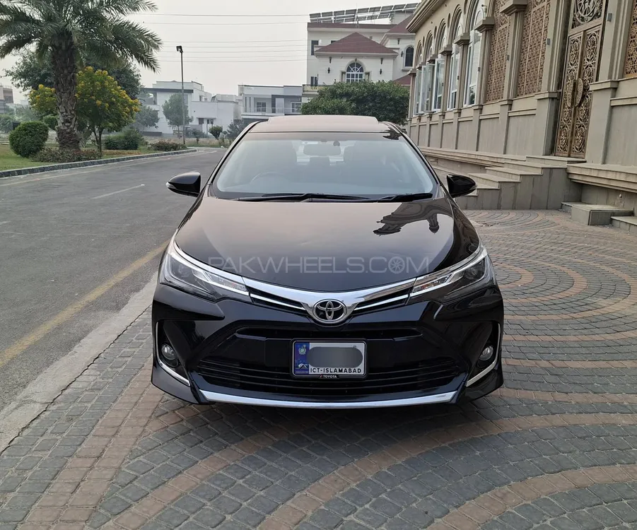 Toyota Corolla 2021 for Sale in Sahiwal Image-1
