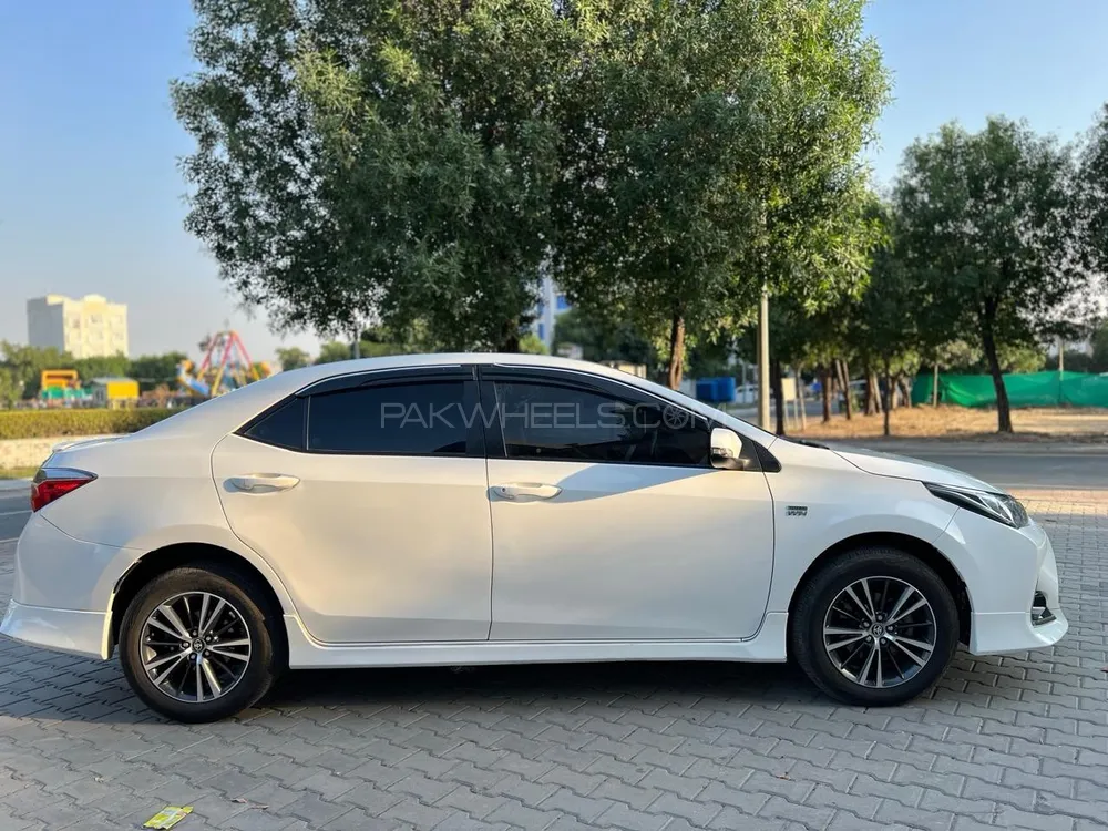 Toyota Corolla 2021 for Sale in Multan Toyota Corolla 2021 for Sale in Multan Image-3