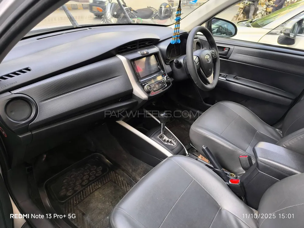 Toyota Corolla Fielder 2015 for Sale in Karachi Toyota Corolla Fielder 2015 for Sale in Karachi Image-3