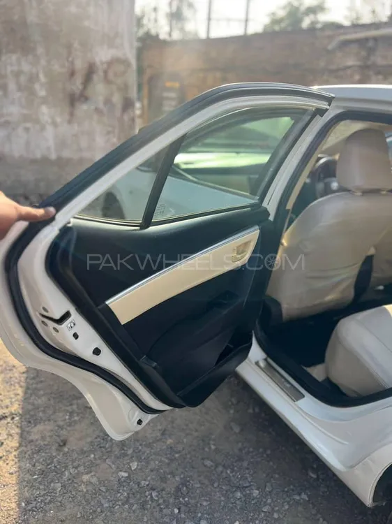 Toyota Corolla 2018 for Sale in Gujrat Toyota Corolla 2018 for Sale in Gujrat Image-10