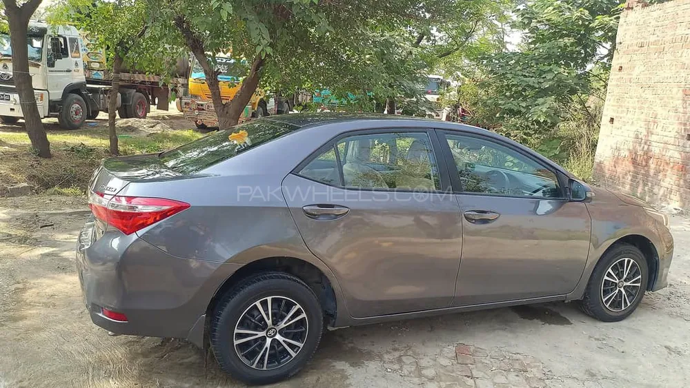 Toyota Corolla 2017 for Sale in Gujrat Toyota Corolla 2017 for Sale in Gujrat Image-2