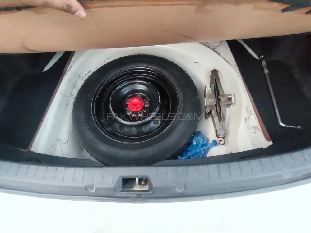 Toyota Corolla 2012 for Sale in Lahore Toyota Corolla 2012 for Sale in Lahore Image-6