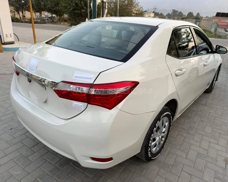 Toyota Corolla 2015 for Sale in Peshawar Toyota Corolla 2015 for Sale in Peshawar Image-2