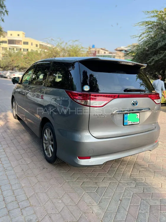 Toyota Estima 2014 for Sale in Lahore Image-1
