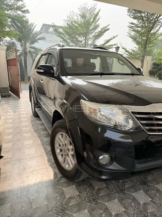 Toyota Fortuner 2014 for Sale in Lahore Image-1
