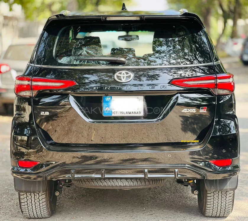 Toyota Fortuner 2025 for Sale in Islamabad Toyota Fortuner 2025 for Sale in Islamabad Image-8