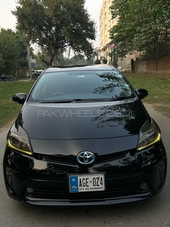 Toyota Prius 2014 for Sale in Sialkot Image-1