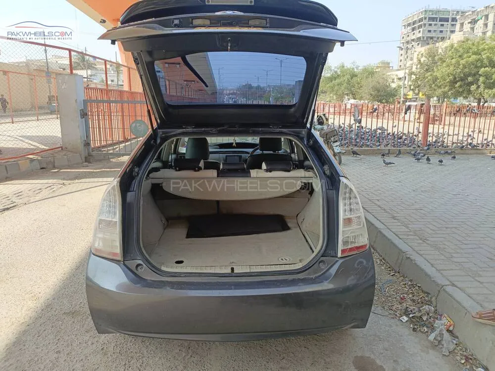 ٹویوٹا پریوس 2011 for Sale in کراچی ٹویوٹا پریوس 2011 for Sale in کراچی Image-8