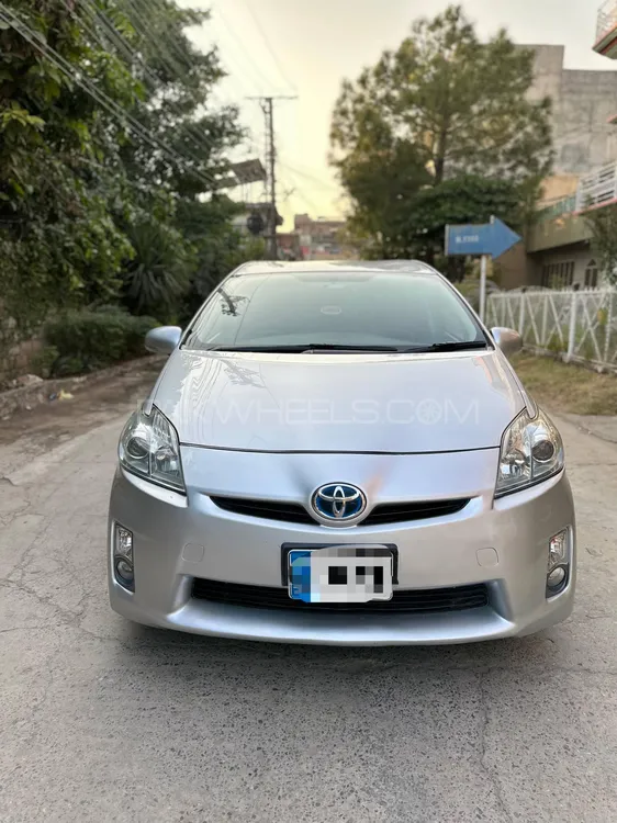 Toyota Prius 2011 for Sale in Islamabad Toyota Prius 2011 for Sale in Islamabad Image-2